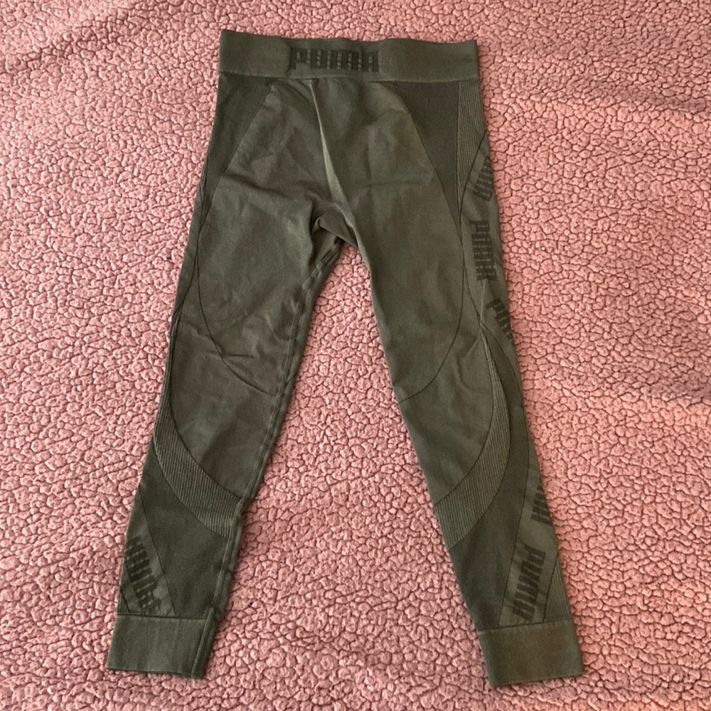 NWOT Green PUMA workout leggings evoknit